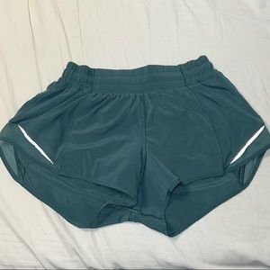 Lululemon hotty hot 2.5